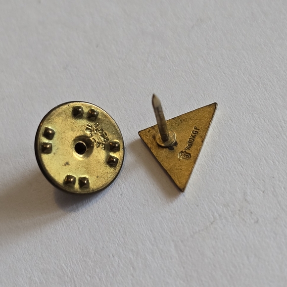 Vintage pin Telephone Pioneers of America triangle telecom telecommunications - Picture 3 of 9